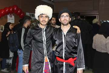 سه قدم مانده به یلدا